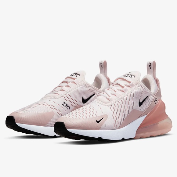 Nike Shoes - NEW Nike Air Max 270